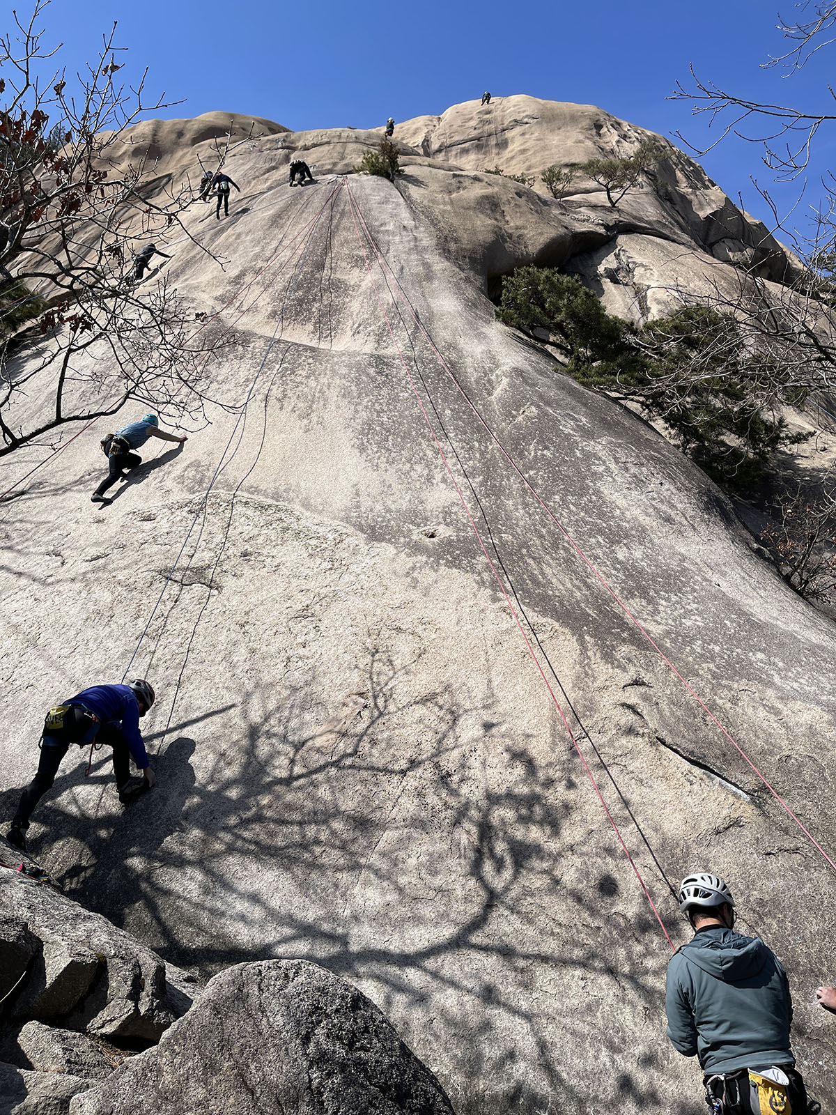 在韓日本人の登山 北韓山チョクトリ峰 ロッククライミング